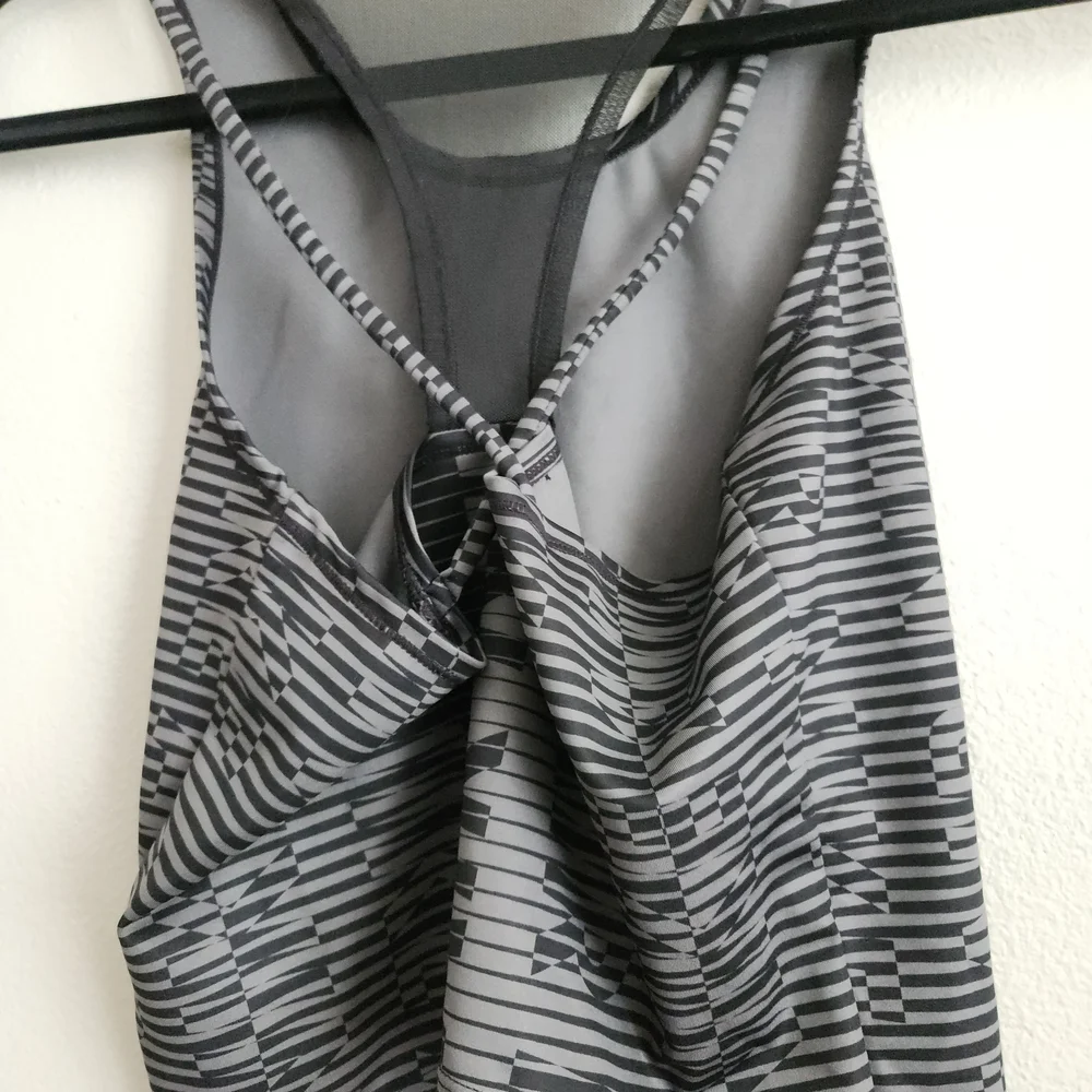 Nike Air Dri-FIT Tank Top Gray Black Geometric Print Size S